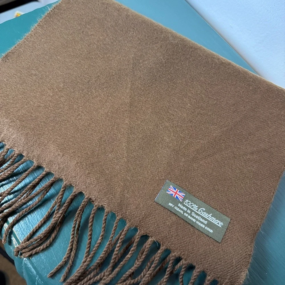 Chocolate Brown 100% Cashmere Scotland Unisex Scarf w Fringe Classic 68 x 12